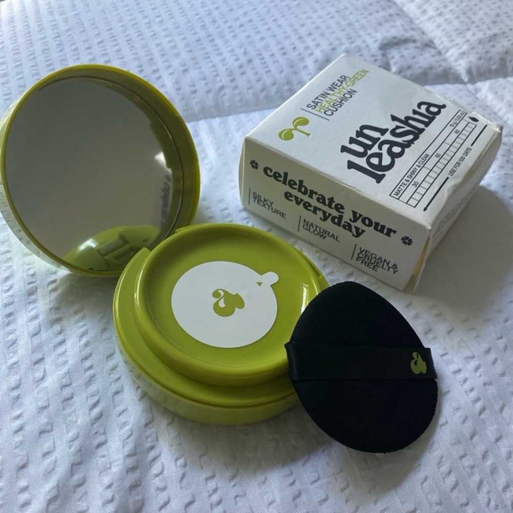 Unleashia korea cushion foundation shade 27 W peach tan